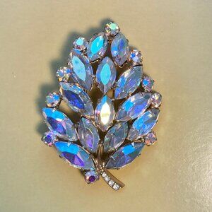 Aurora Borealis leaf brooch (gold tone)
